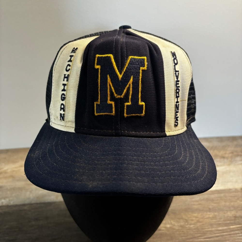 Vintage 80s Michigan Wolverines Lucky Stripes Blue Sz L Snapback Trucker Cap USA